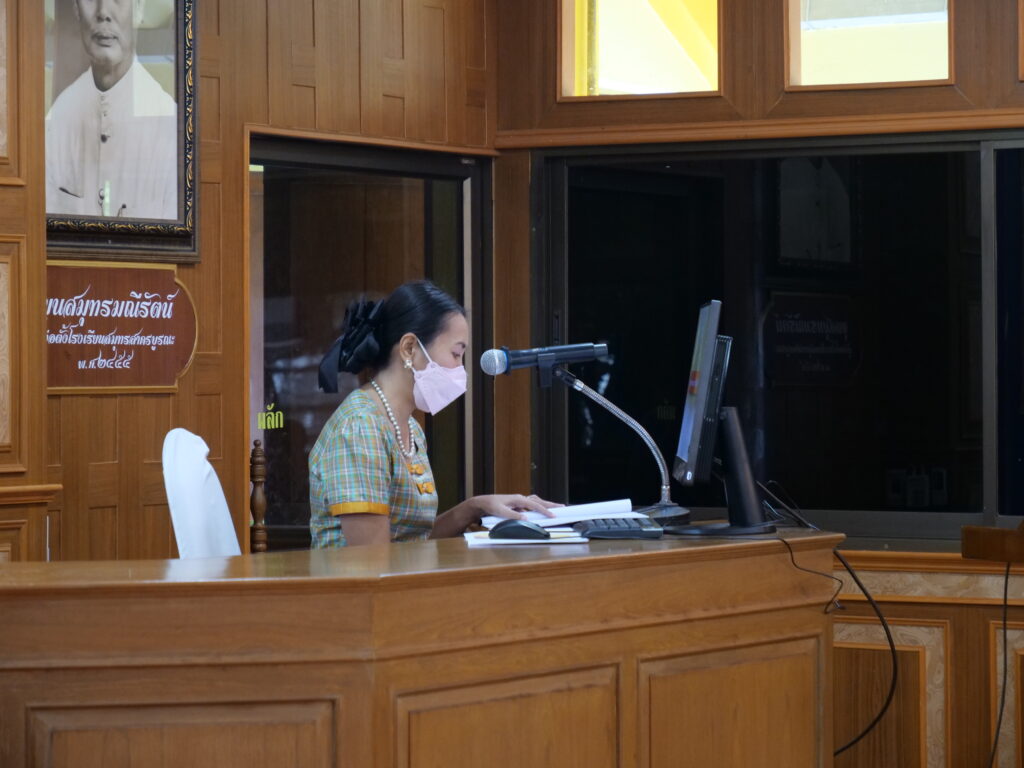 http://p1032406
