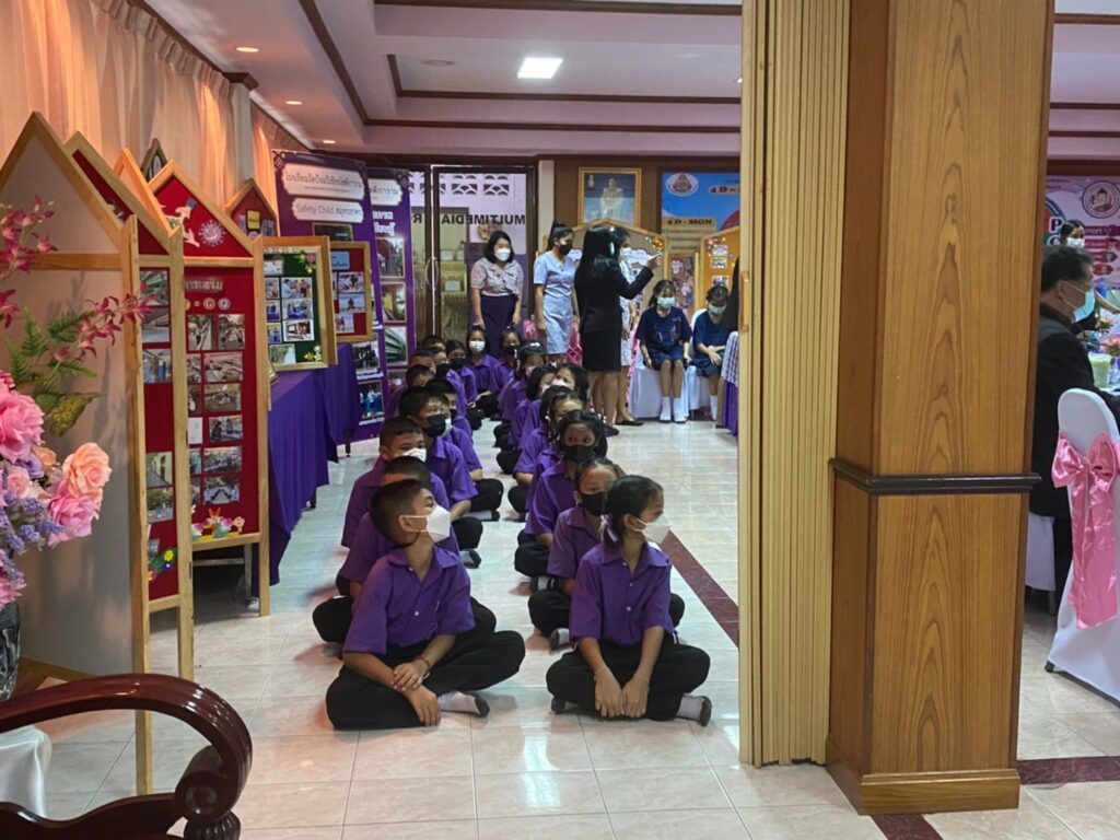 http://line_album_safety-child-23965_%e0%b9%92%e0%b9%92%e0%b9%90%e0%b9%99%e0%b9%92%e0%b9%94_11